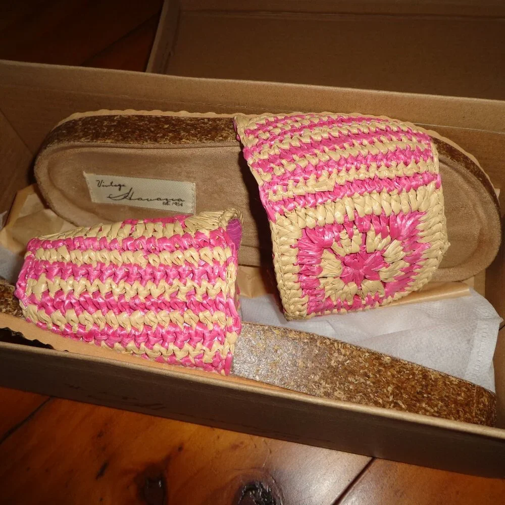VINTAGE HAVANA Mimi Crochet Slide Sandals w/Original Box 6M Pink